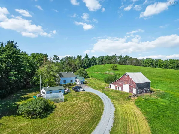 9414 Highway 8, Caledonia, NS B0T 1B0