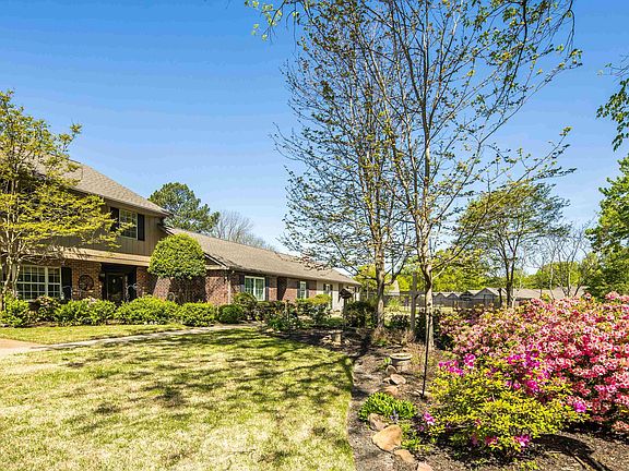 2nd image of 1746 Crooked Creek Ln #66