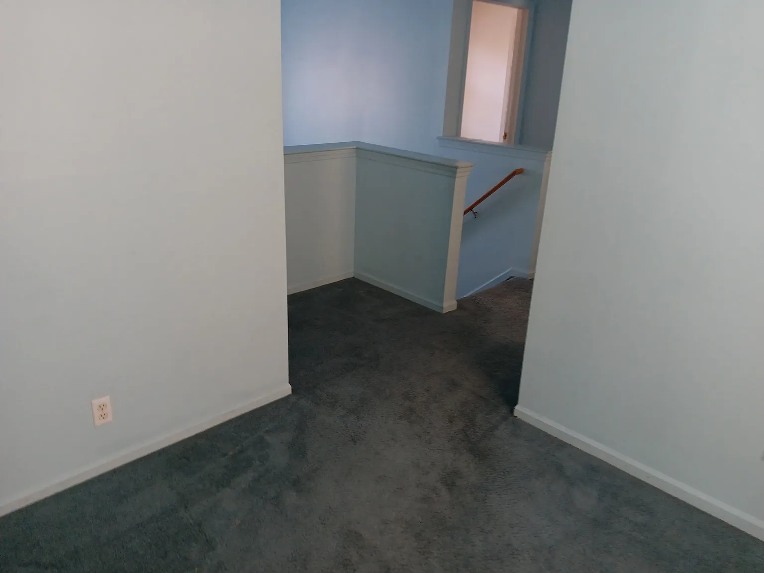 3354 Turnberry Ln — Photo 2