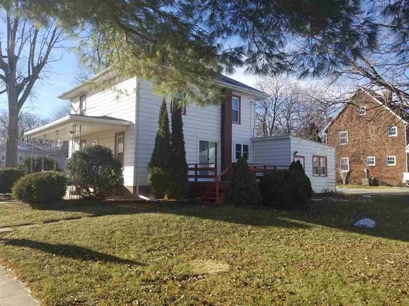 206 S Jefferson St, Dunkerton, IA 50626