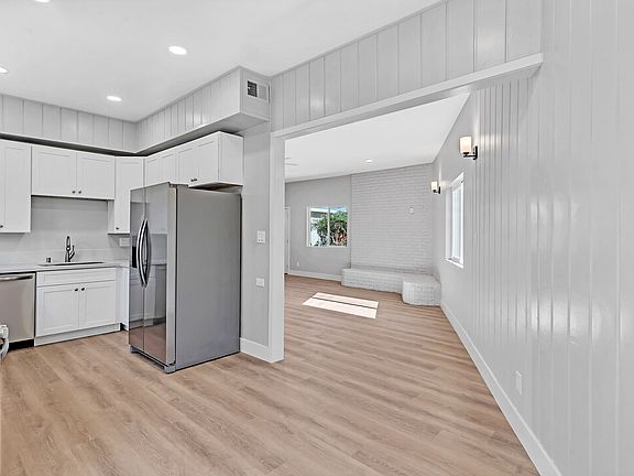 5th image of 4518 Alice St #4518
