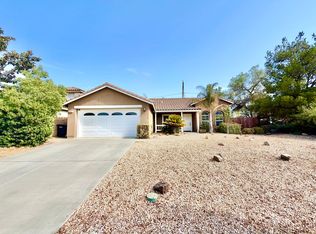102 Goldenrod Ave, Perris, CA 92570