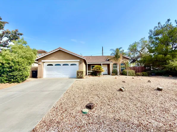 102 Goldenrod Ave, Perris, CA 92570