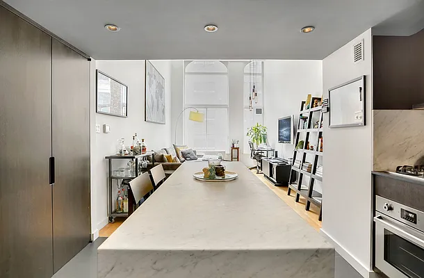 Sold by Redfin Real Estate | media 3