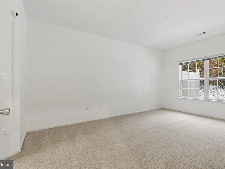 1640 Fallowfield Ct #1640 — Photo 12