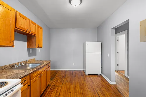 34-38 Beacon St Photo 1