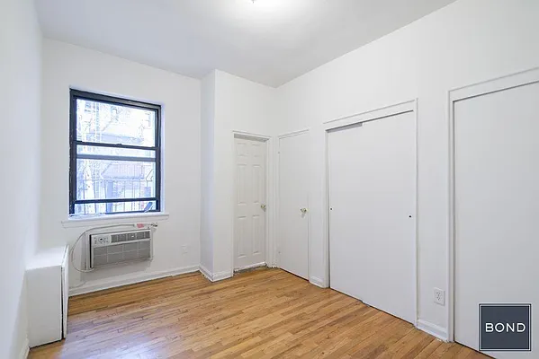 Rented by Bond New York | media 6