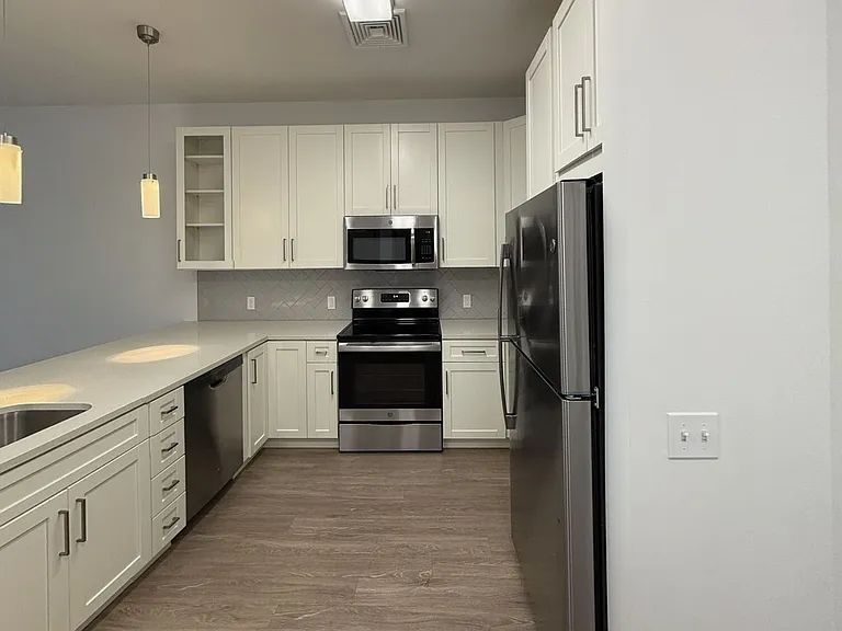 Residences at The Promenade — Photo 78