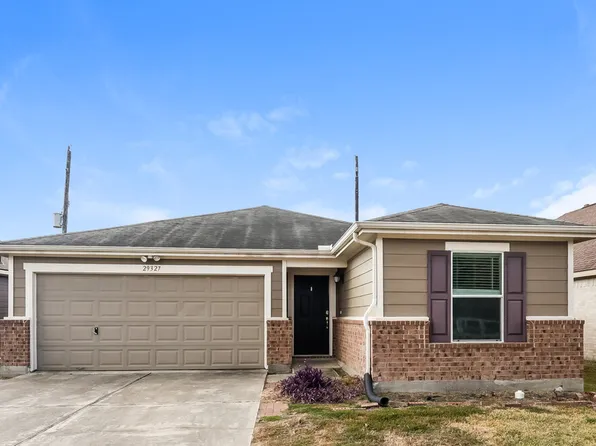 29327 Legends Green Dr, Spring, TX 77386