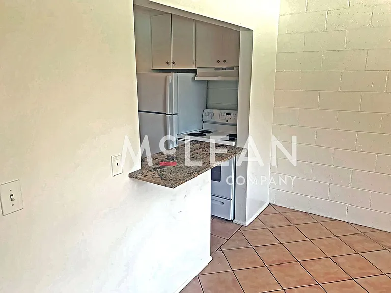 630 S Grenfall Rd #3 — Photo 5