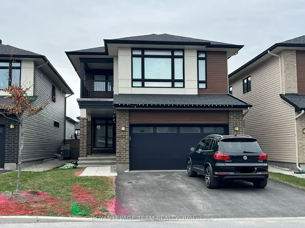 33 Thunderbolt St, Ottawa, ON K2V 0L9