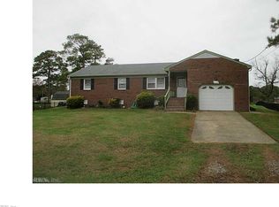 15 Phillips Rd, Poquoson, VA 23662