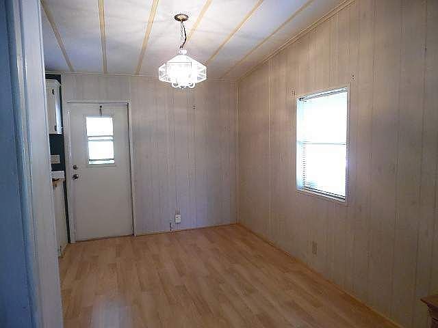 2nd image of 327 Raintree Cir