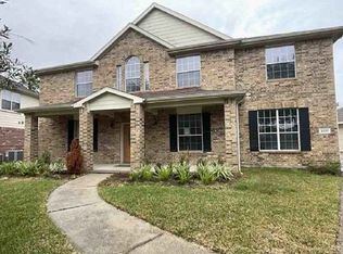 4000 Beacon Pointe Ln, Dickinson, TX 77539