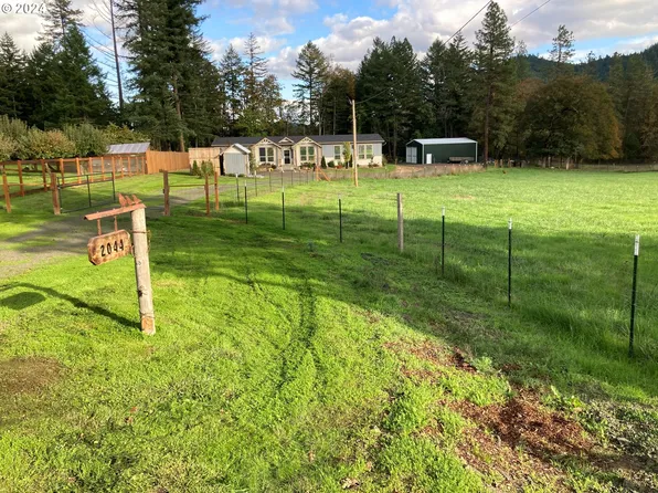 2044 Tenmile Valley Rd, Tenmile, OR 97481