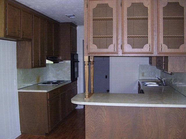2nd image of 319 Hunters Creek Dr