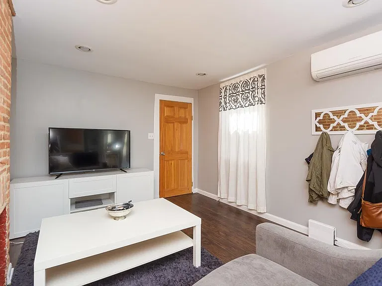 114 S Chester St #2 — Photo 2