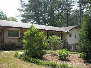 5712 Button Gwinnett Pl, Norcross, GA 30093