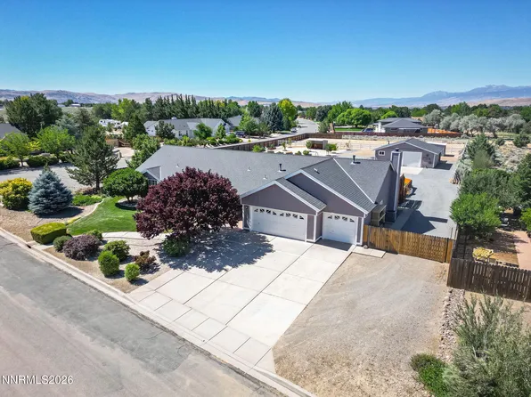 10 Nives Ct, Sparks, NV 89441
