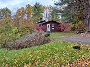 85 Silk Rd, Bennington, VT 05201