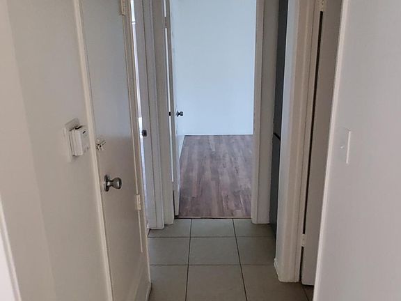 3rd image of 3400 W Del Monte Dr APT 5