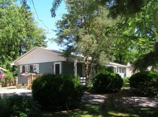 5360 Meadow Ln, Lisle, IL 60532