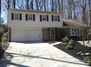 135 Barcroft Dr, Cherry Hill, NJ 08034