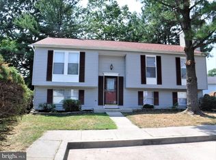 18 Chatterly Ct, Perry Hall, MD 21128