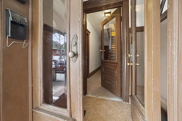 Sold by Corcoran | media 7