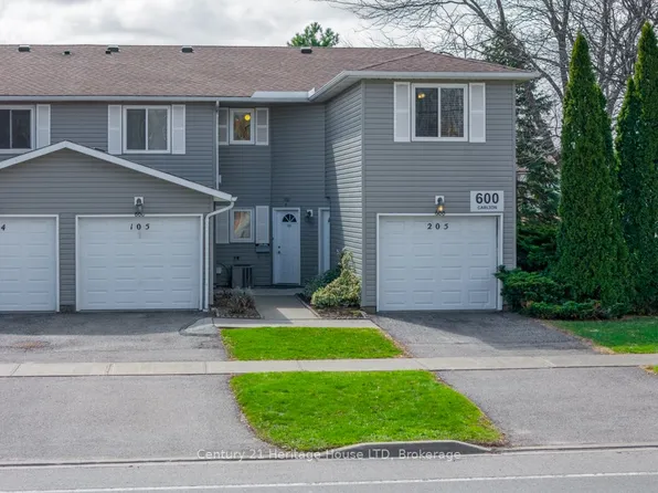 600 Carlton St #205, Saint Catharines, ON L2M 7V9