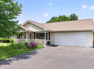 412 Spruce Ln, Amboy, IL 61310