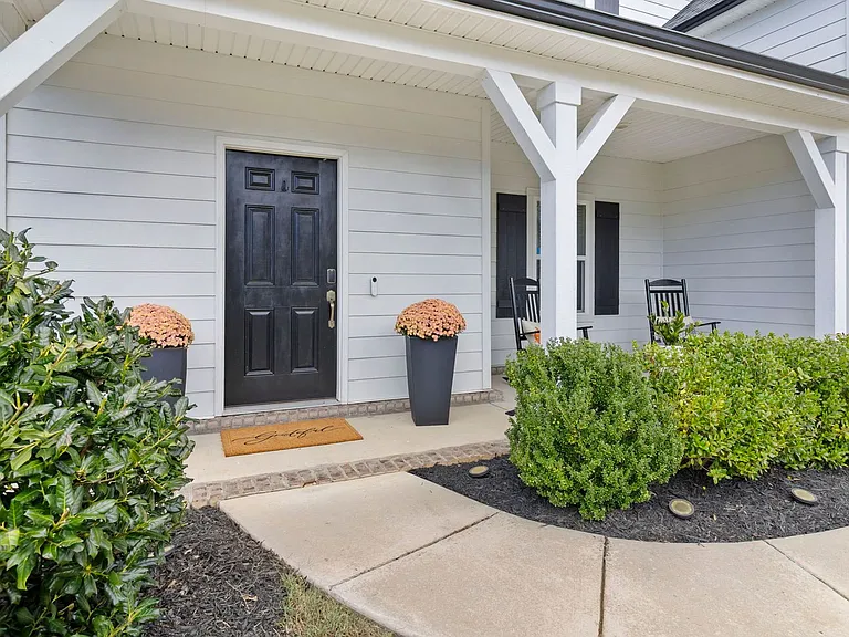 6508 Satjanon Dr — Photo 8