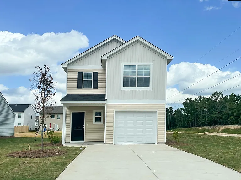 435 Eclipse Ln — Photo 1