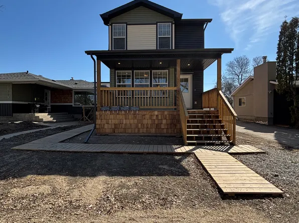 11827 47th St NW, Edmonton, AB T5W 2W7