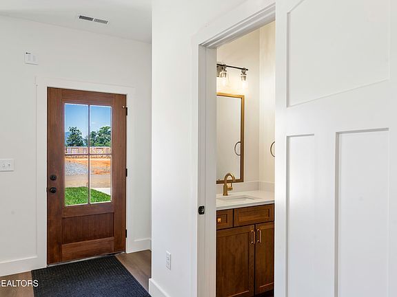 4th image of 1341 Grace Ridge Dr