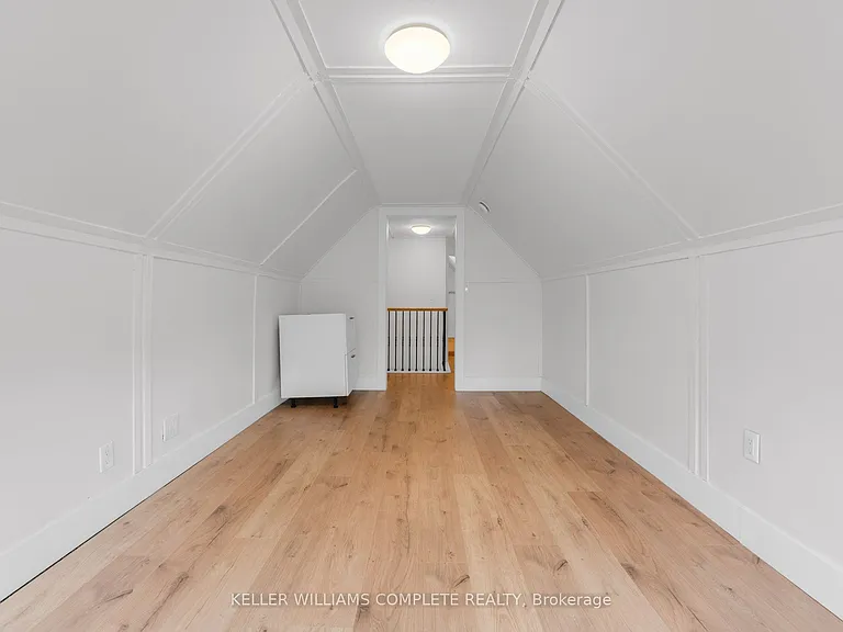 199 Balmoral Ave N #2 — Photo 14