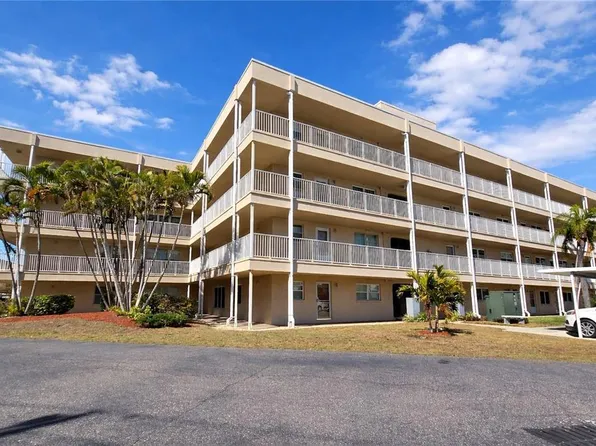 9950 62nd Ter N APT 319, Saint Petersburg, FL 33708