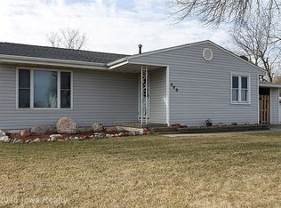 400 6th St NW, Mitchellville, IA 50169