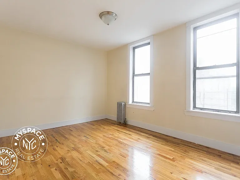 381 Berry St #4C — Photo 5