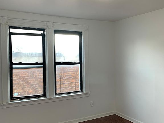 2nd image of 17212 91st Ave