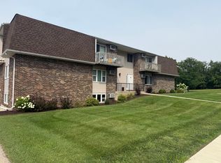1762 S Hance Drive # First Floor, Freeport, IL 61032