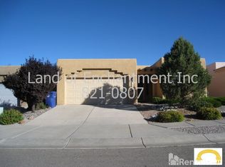1005 Via Tomas NE, Albuquerque, NM 87113
