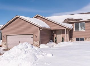 5421 Florence Dr NW, Rochester, MN 55901