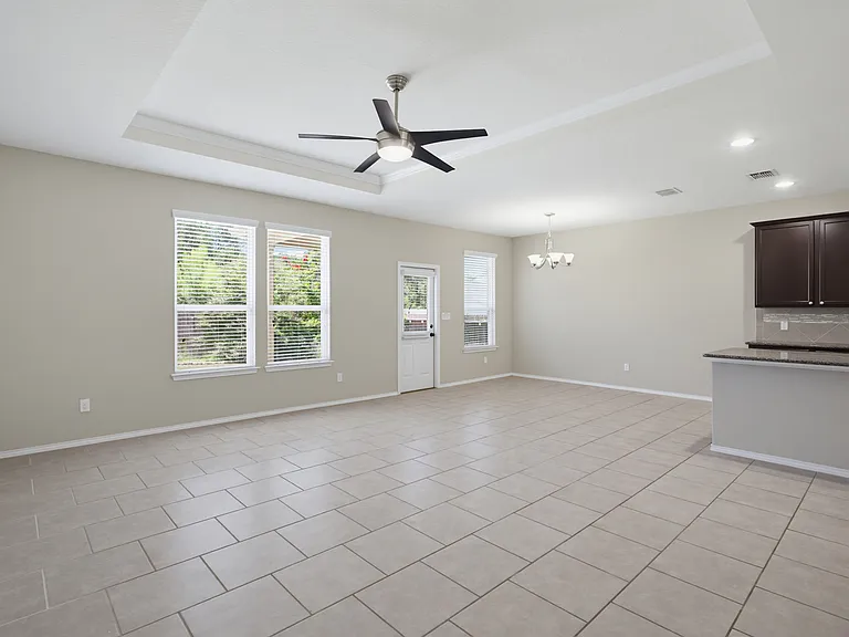 723 Trinity Star — Photo 13