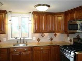 6 Maple Ave, Farmingdale, NJ 07727