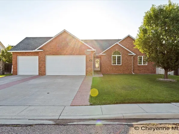 7513 Frankie Dr, Cheyenne, WY 82009