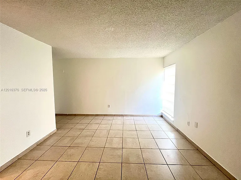 11925 NE 2nd Ave #B101 — Photo 10