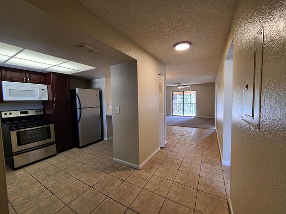 3rd image of 6301 58th St N APT 1106