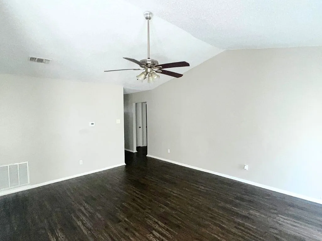917 Nicole Dr North Little Rock AR 72118 — Photo 3
