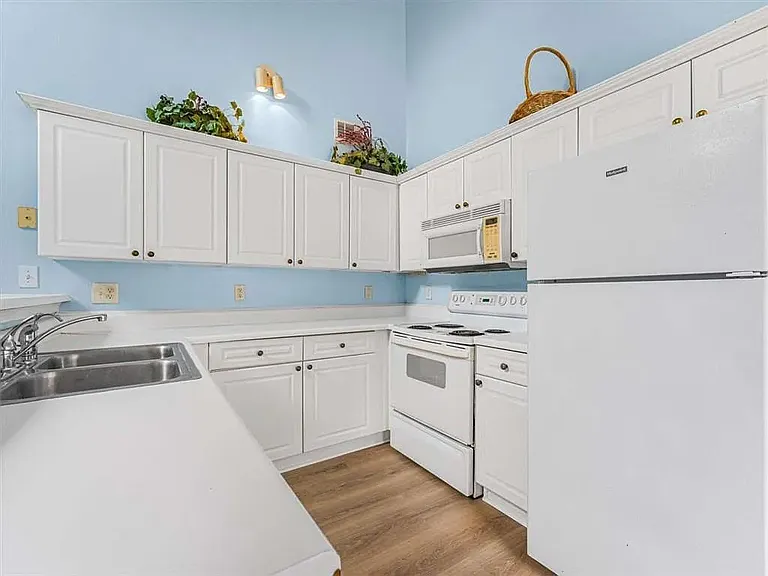 3400 Castleberry Rd — Photo 10